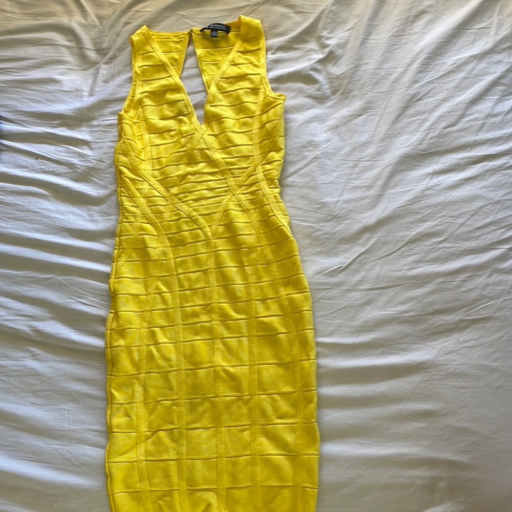 Guess dress lycra material